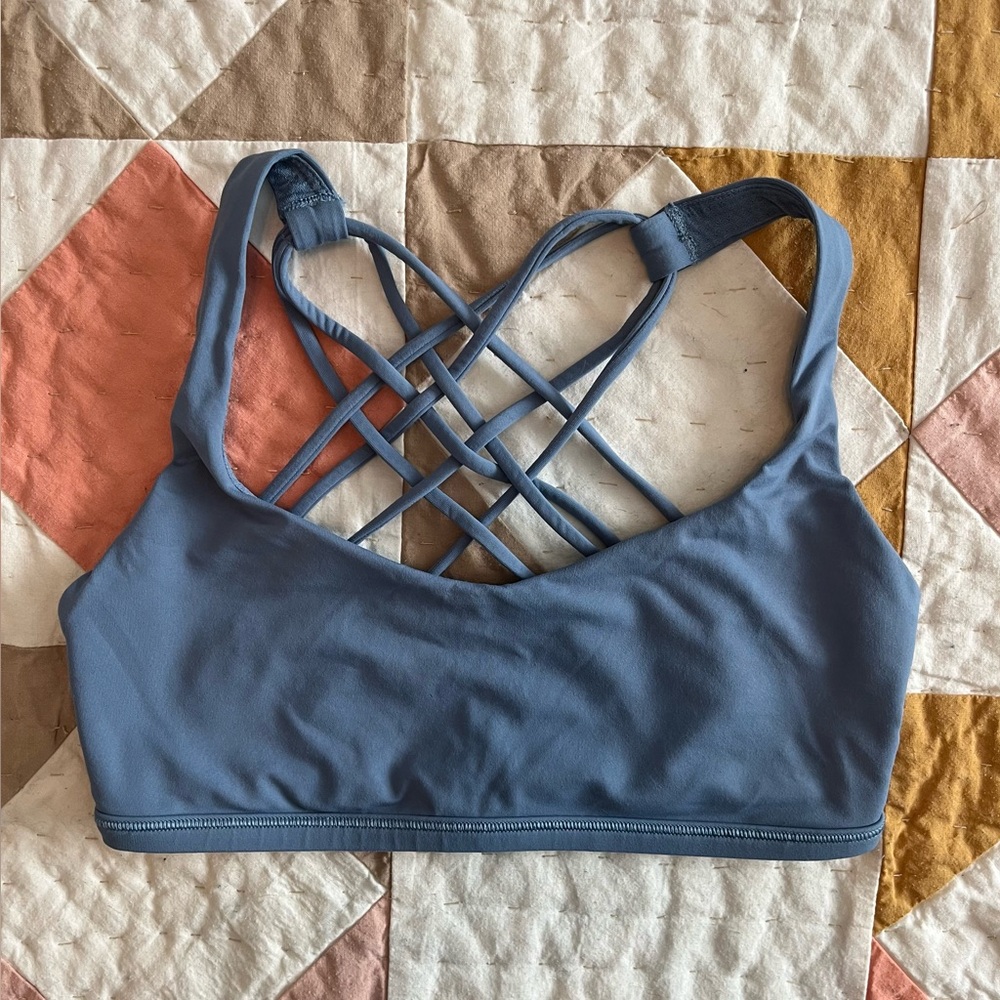 Lululemon Free To Be Bra